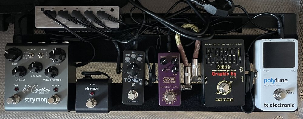 pedalboard.jpg